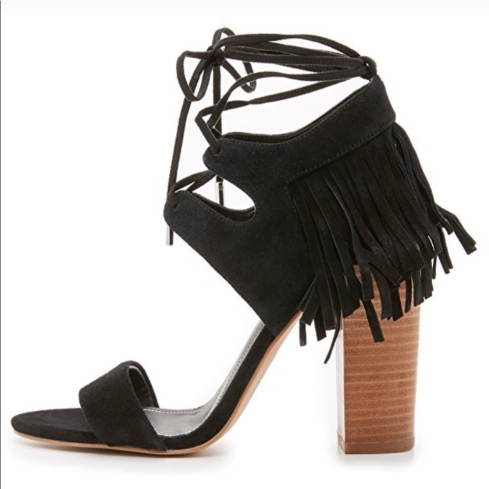 NWOT Kendall & Kylie black fringe block heel